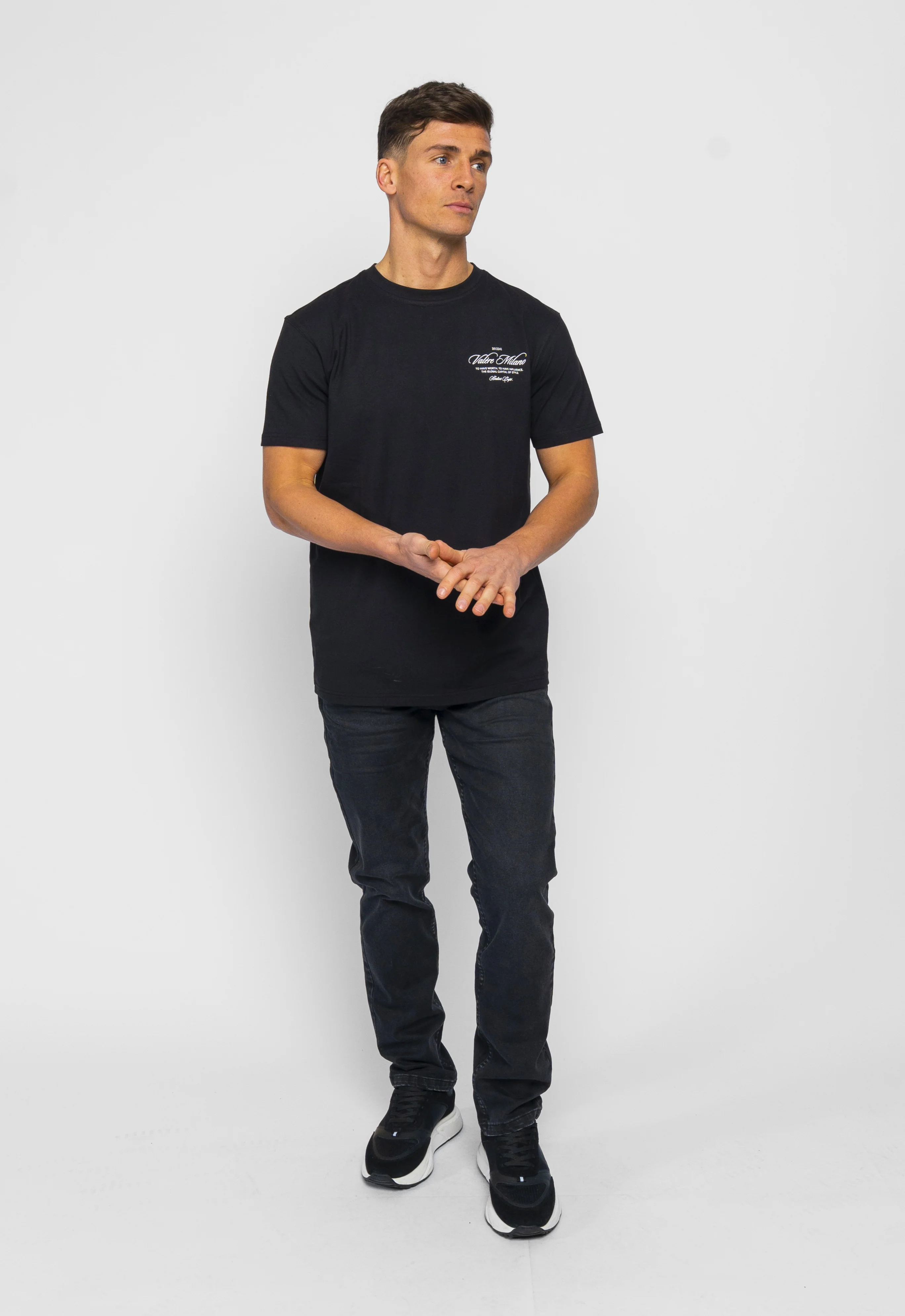 AVIC BLACK TEE - Image 4