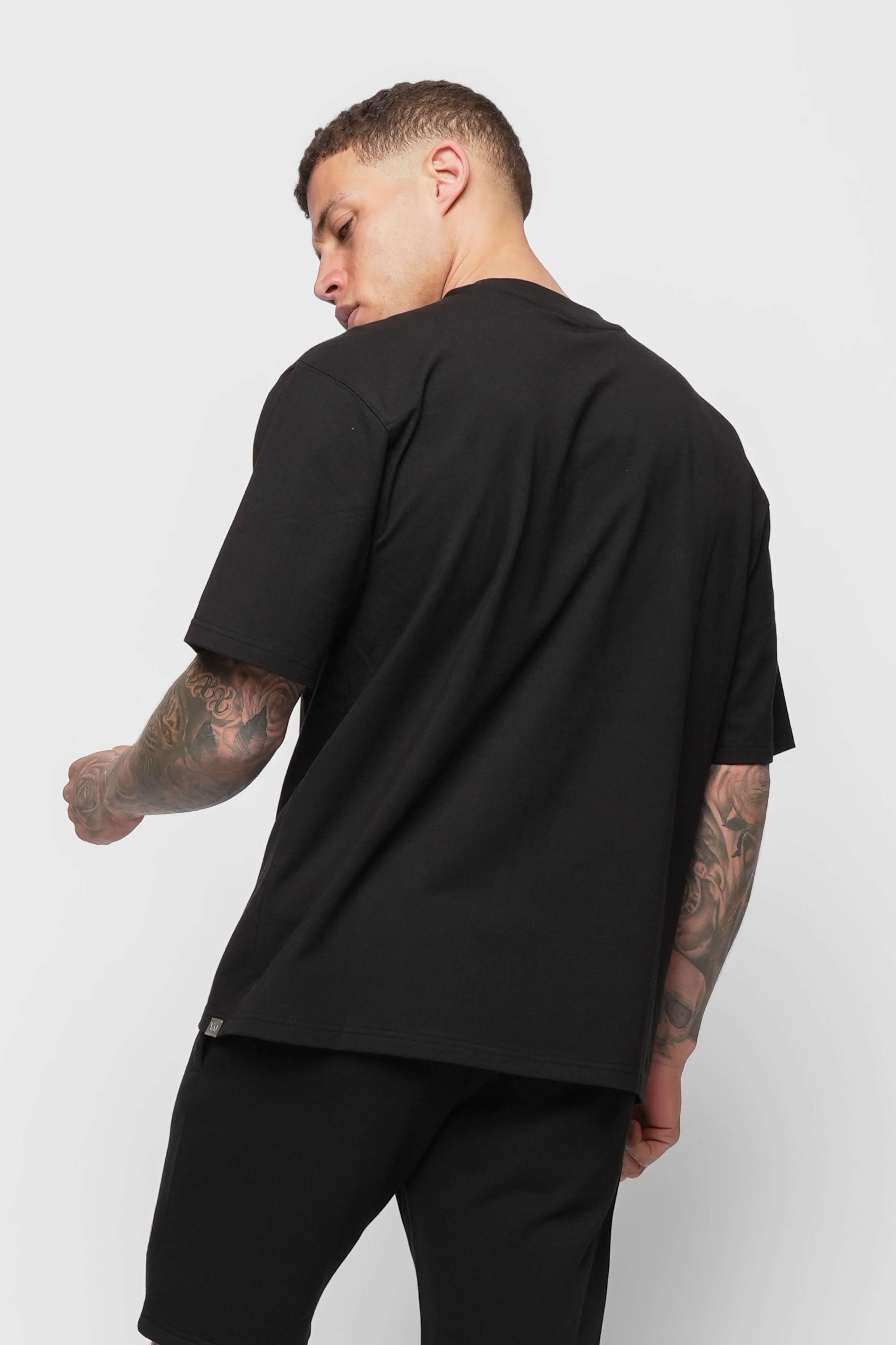 BARATZ BLACK TEE - Image 5