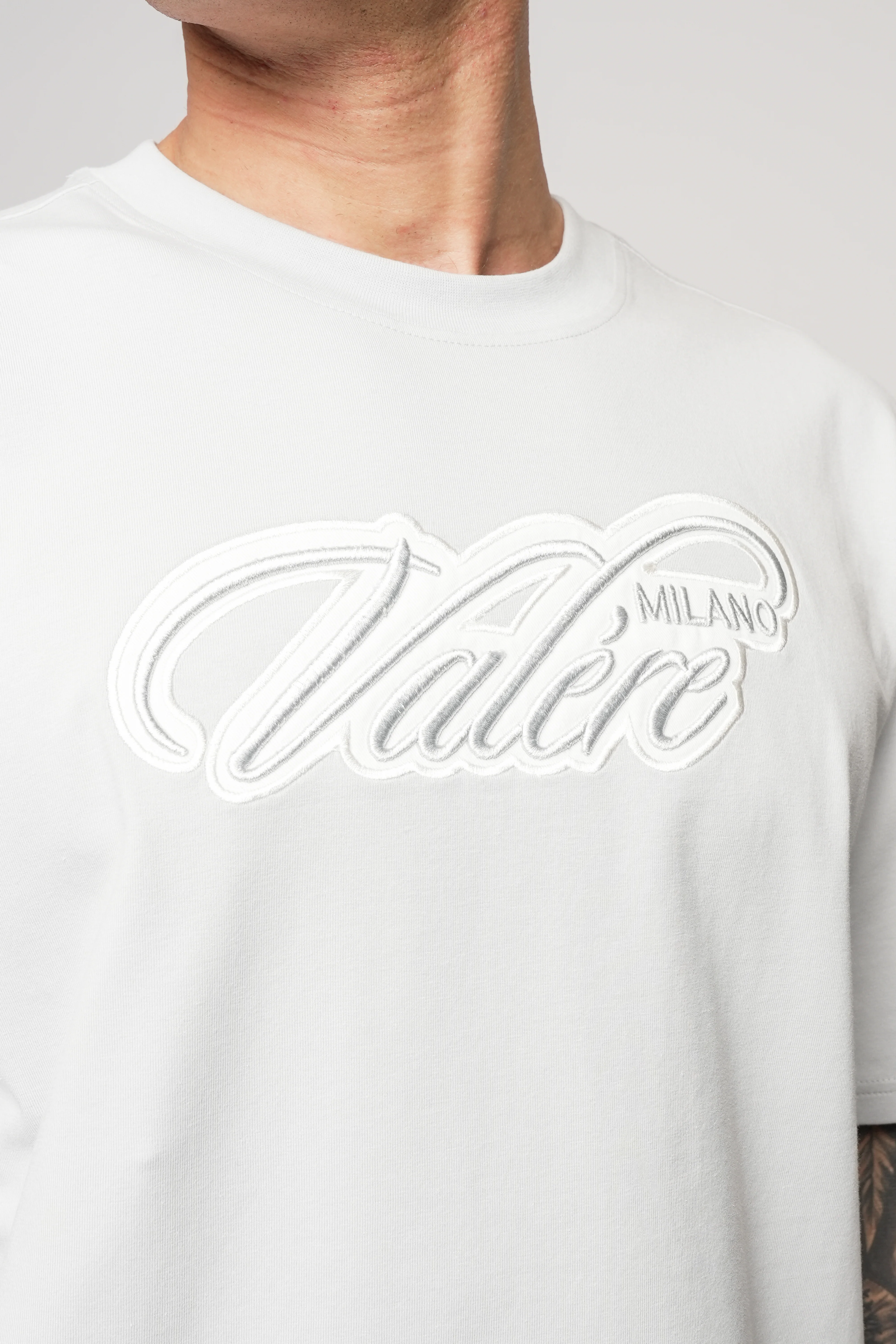 BARATZ GREY TEE - Image 2