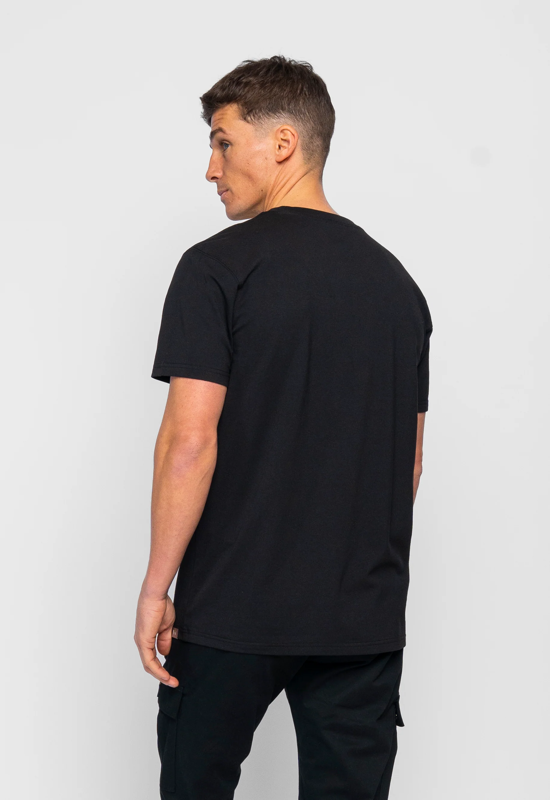 CARTIZZE BLACK TEE - Image 5