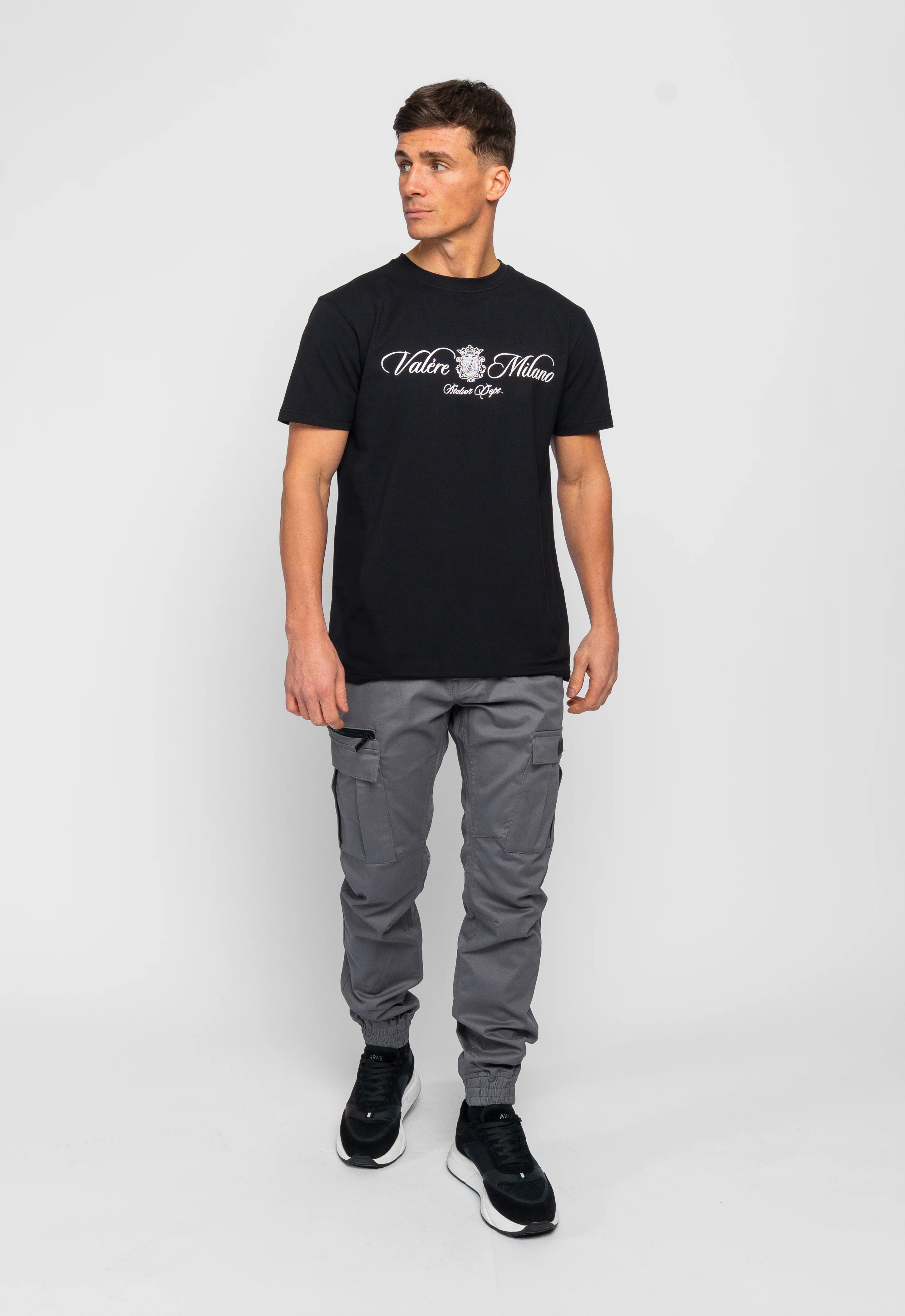 DEVARO BLACK TEE - Image 4