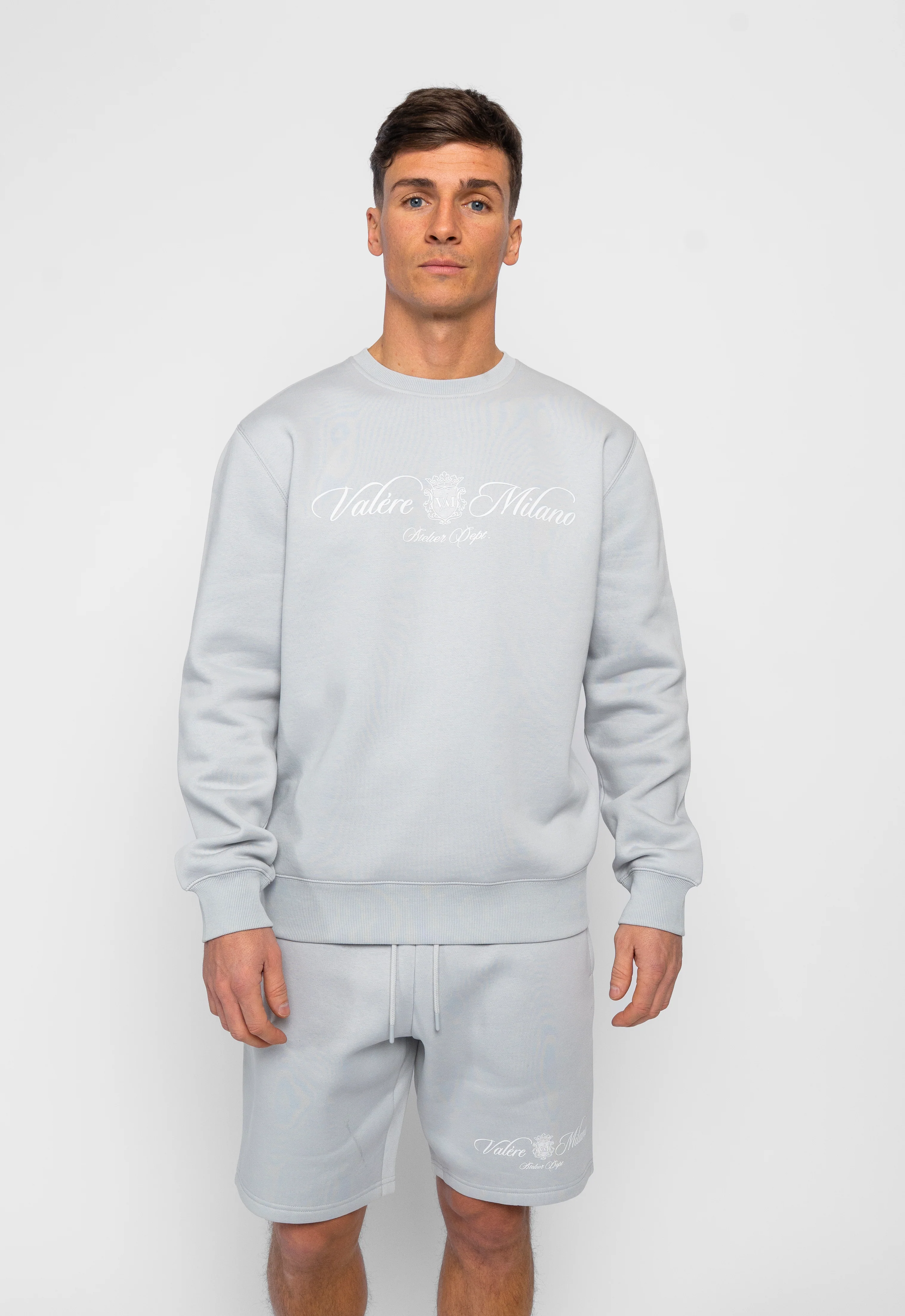 DEVARO GREY CREW & SHORT - Image 7