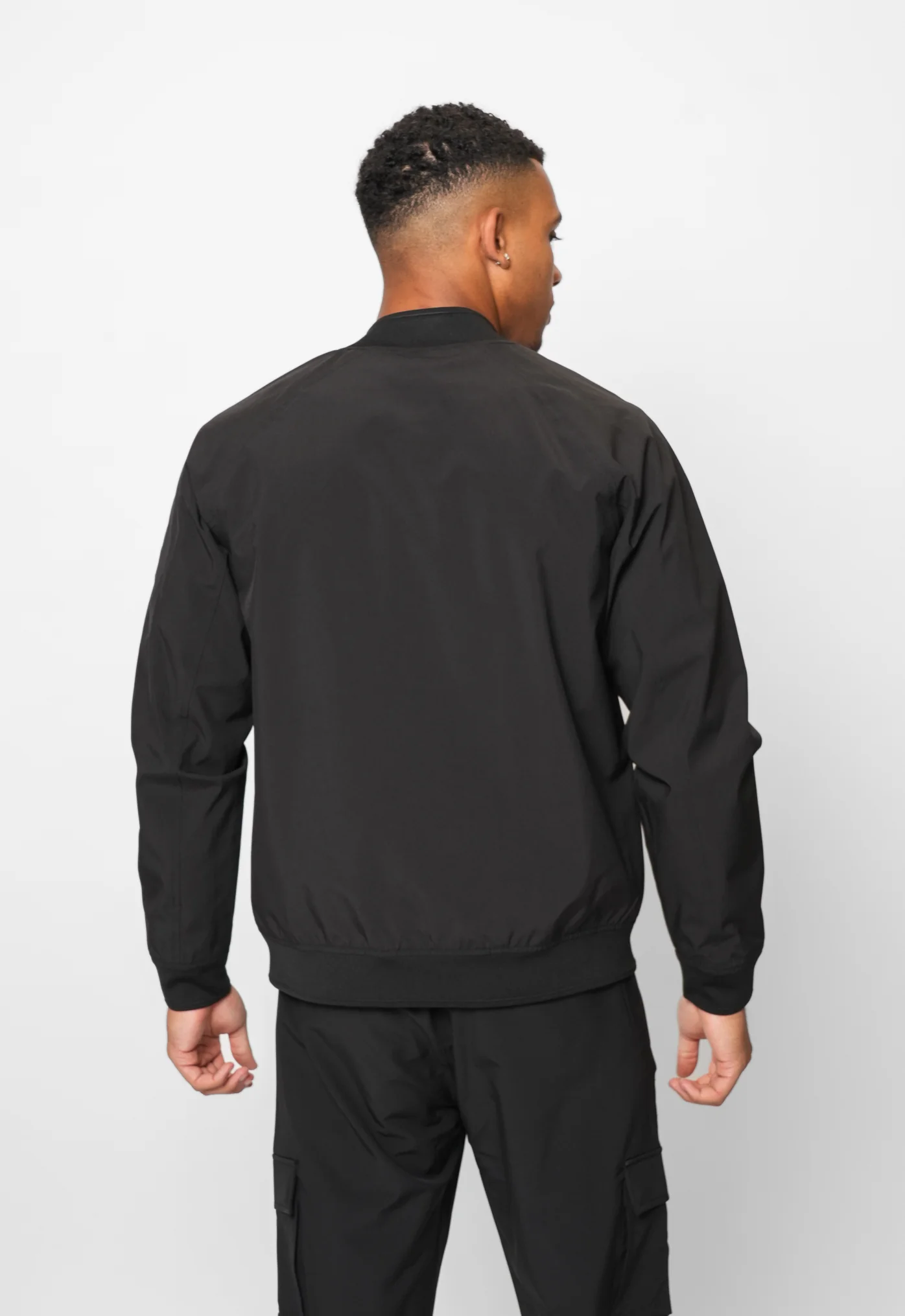 LUXE BLACK BOMBER - Image 4