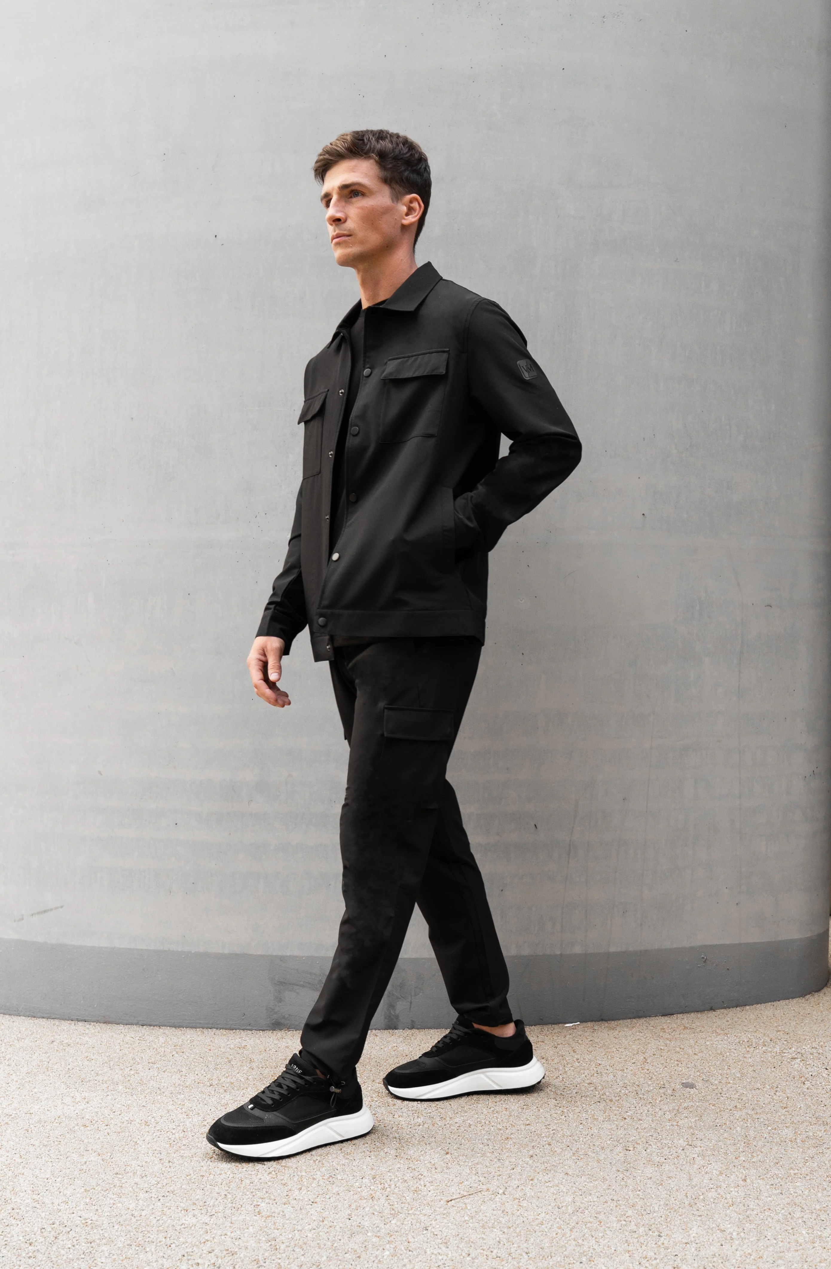 LUXE BLACK CARGO - Image 3