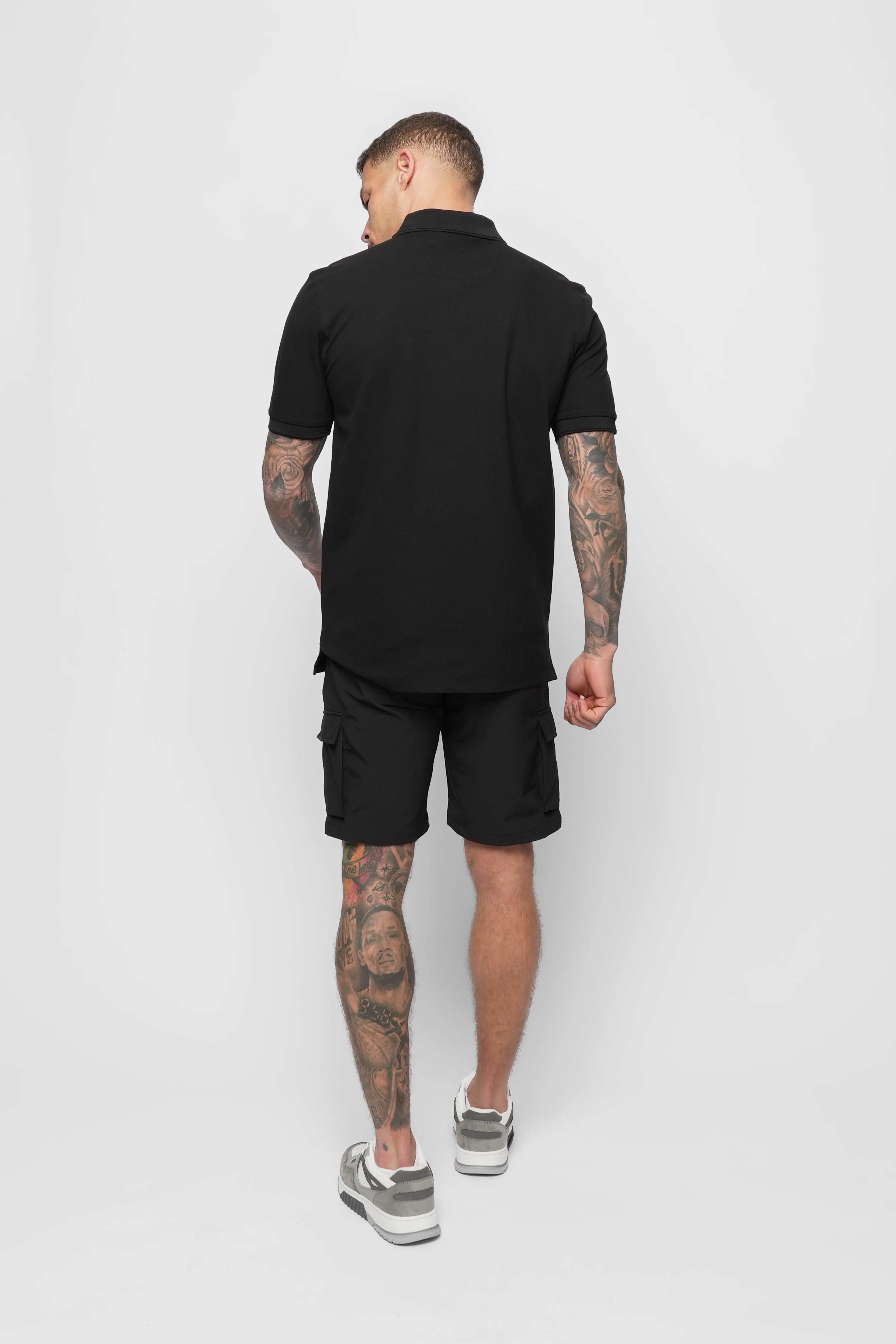 LUXE BLACK CARGO SHORT - Image 6