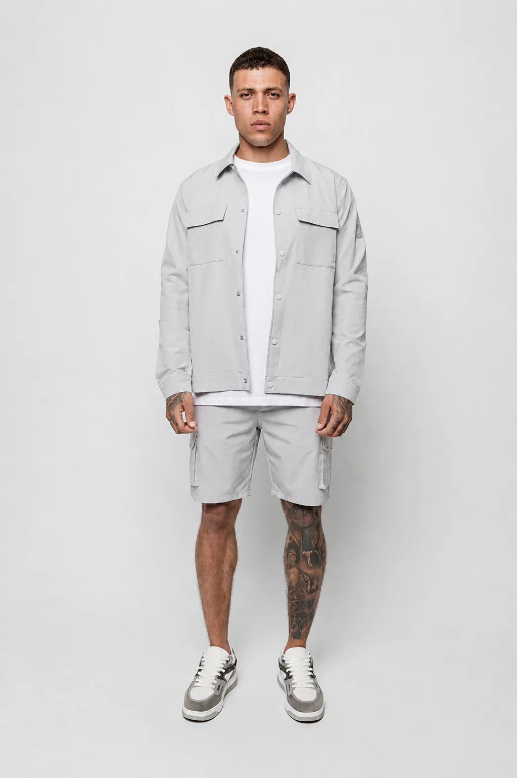 LUXE GREY CARGO SHORT - Image 4