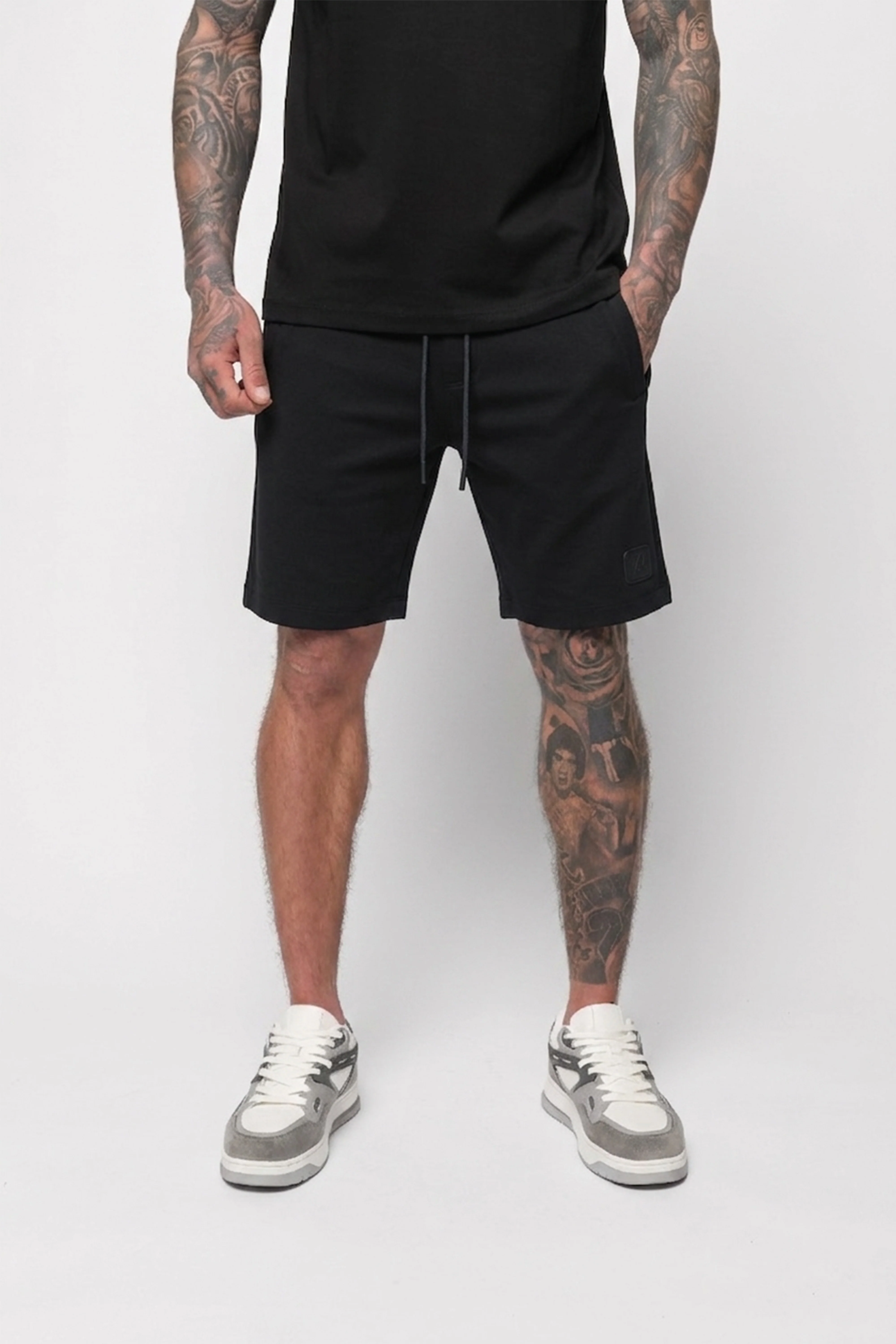 LUXE BLACK SHORT