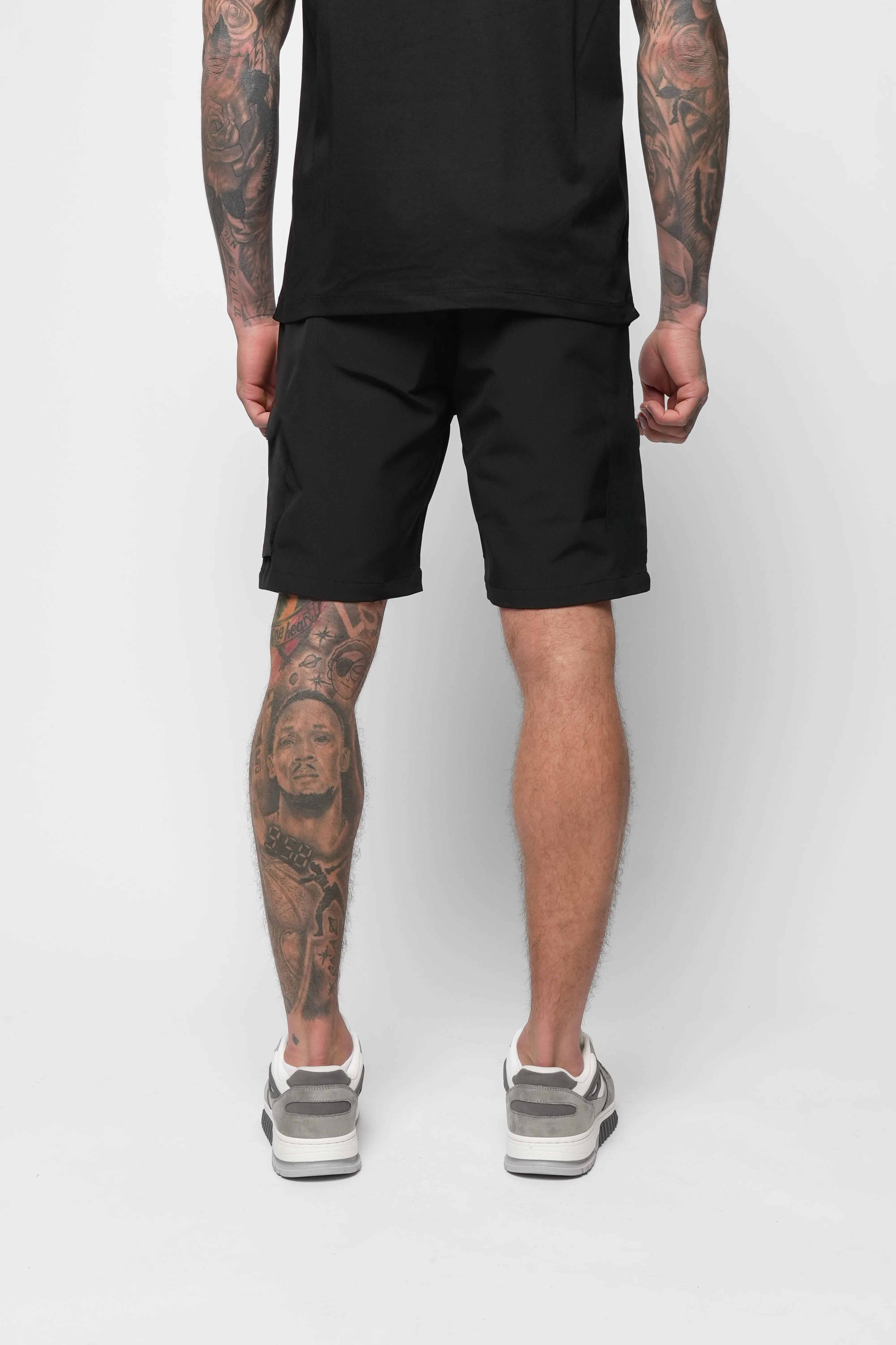 LUXE BLACK SHORT - Image 5