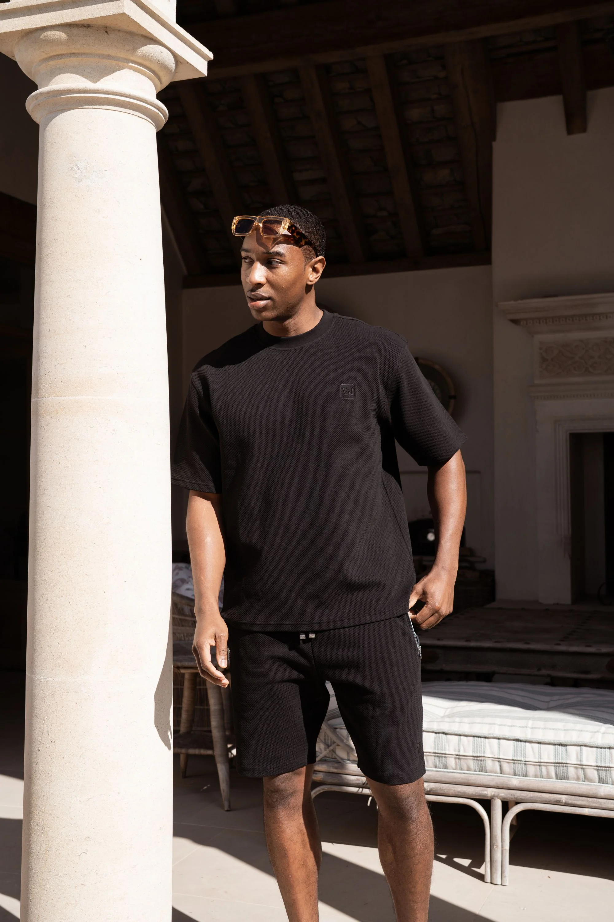 NEMI BLACK SHORT - Image 3