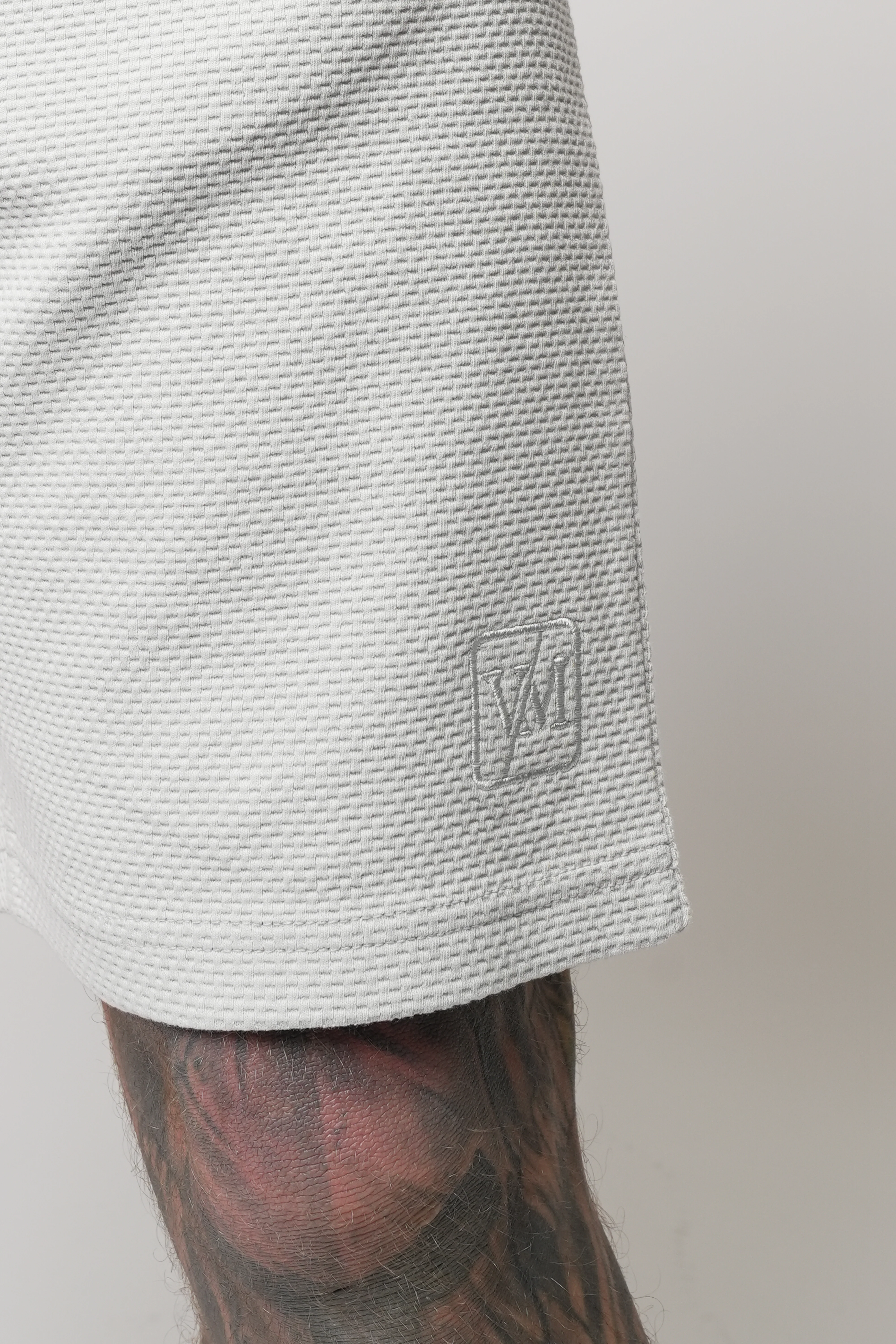NEMI GREY TEE & SHORT - Image 10