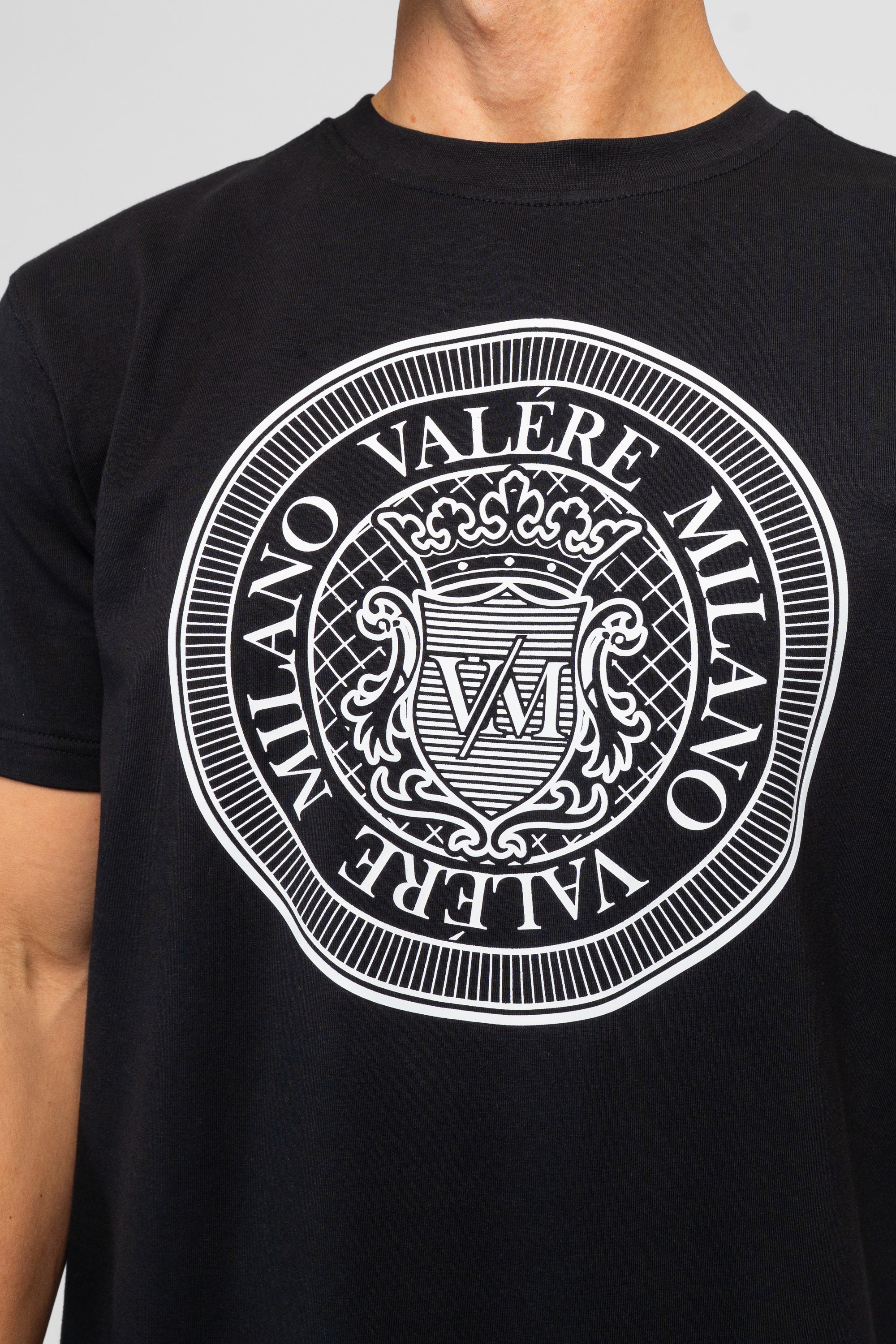 TRINO BLACK TEE - Image 2
